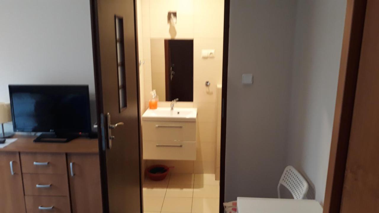Apartamenty I Pokoje Przy Parku Jelenia Góra Exterior foto
