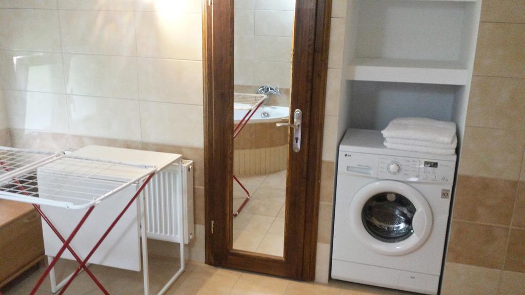 Apartamenty I Pokoje Przy Parku Jelenia Góra Exterior foto
